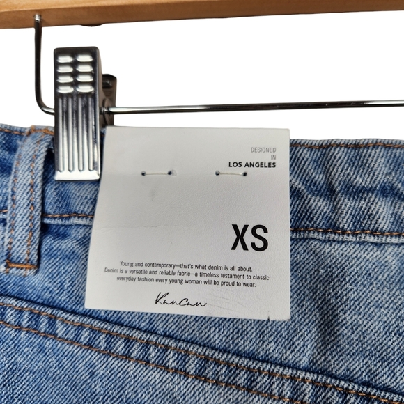 KanCan NWT Frayed Hem Bermuda Denim Blue Jean Distressed Shorts Women's Size XS - Picture 10 of 12